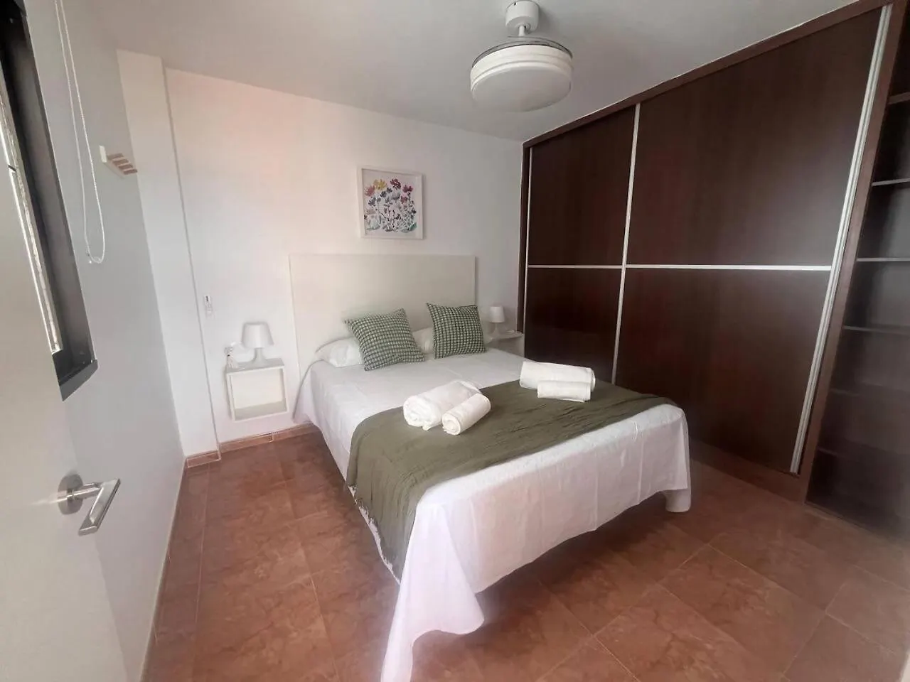 Apartamento Lidia Planta 2, La Carihuela 1ª Linea Playa, Vistas Mar, Buhardilla 1 Dormitorio, 40 M2, 1-3 Huesped, Terraza, Wifi Torremolinos 0*,