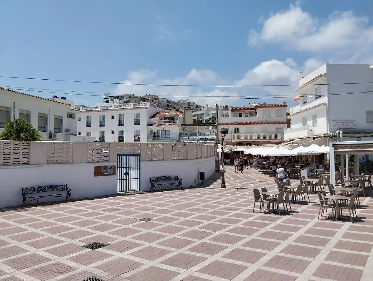 Apartamento Lidia Planta 2, La Carihuela 1ª Linea Playa, Vistas Mar, Buhardilla 1 Dormitorio, 40 M2, 1-3 Huesped, Terraza, Wifi Torremolinos Apartment